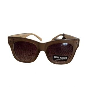 Steve Madden women’s tinted Sunglasses
Sun glasses
